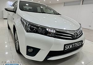 Toyota Corolla Altis 1.6L CVT Elegance LED Keyless 2015 White
